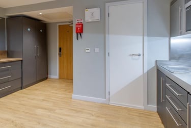 1 bed studio, West Bar, Kelham Island, Sheffield, S38PH - Image 4